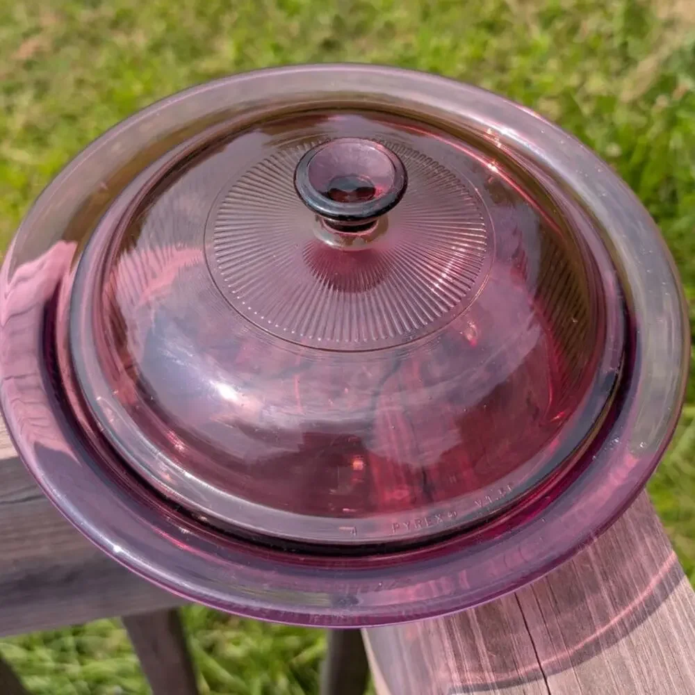 VTG Pyrex Corning Visions Cranberry Ribbed Glass Casserole Dish V1.5C